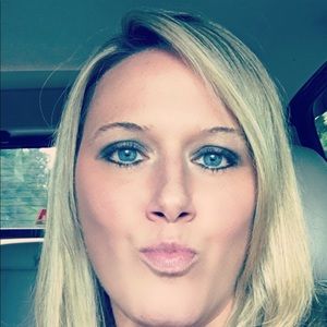 Meet your Posher, Audra